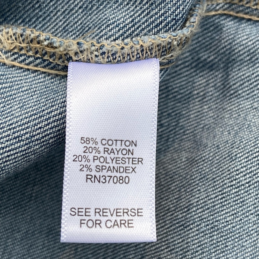 V.I.P. Jeans women’s size 20. - Picture 7 of 8